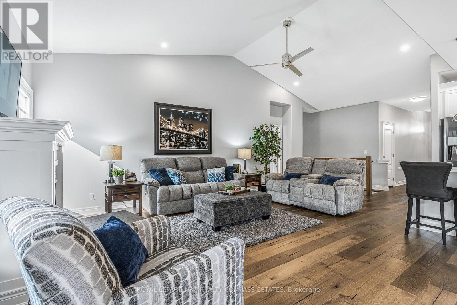 












55 - 180 PORT ROBINSON ROAD

,
Pelham (Fonthill),




Ontario
L0S1E6

