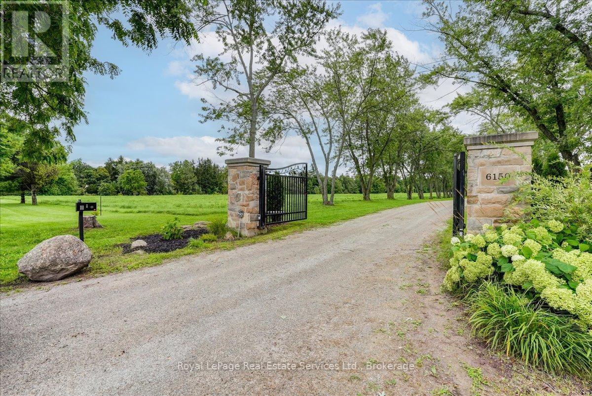 












6150 WALKERS LINE

,
Burlington,




Ontario
L7M0R3

