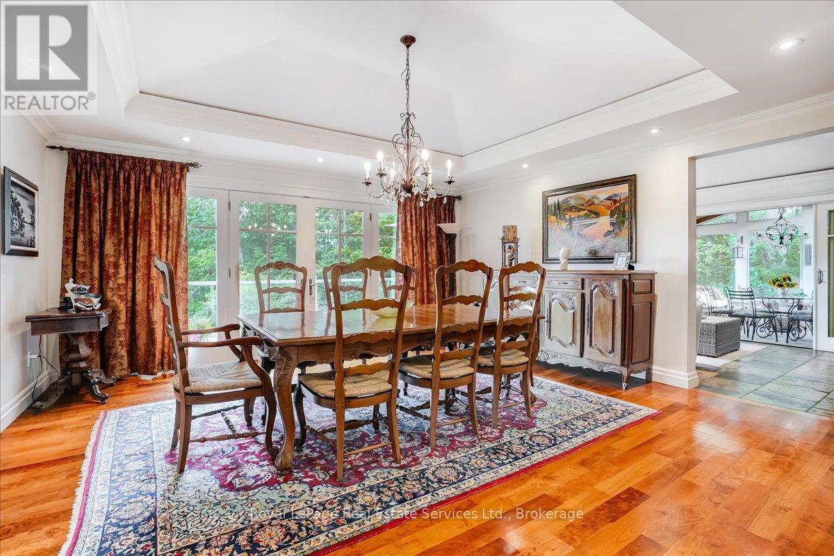 












6150 WALKERS LINE

,
Burlington,




Ontario
L7M0R3

