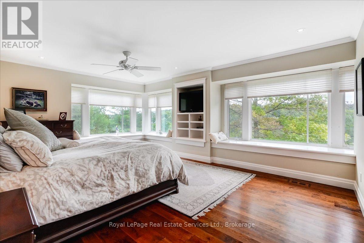 












6150 WALKERS LINE

,
Burlington,




Ontario
L7M0R3

