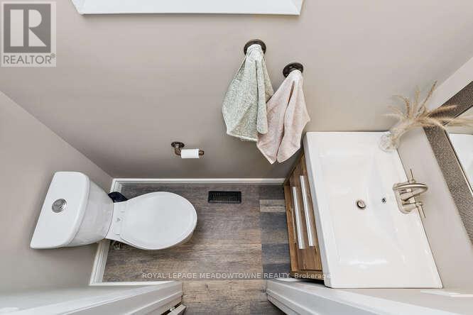 












4A HALL ROAD

,
Halton Hills,




Ontario
L7G4W5

