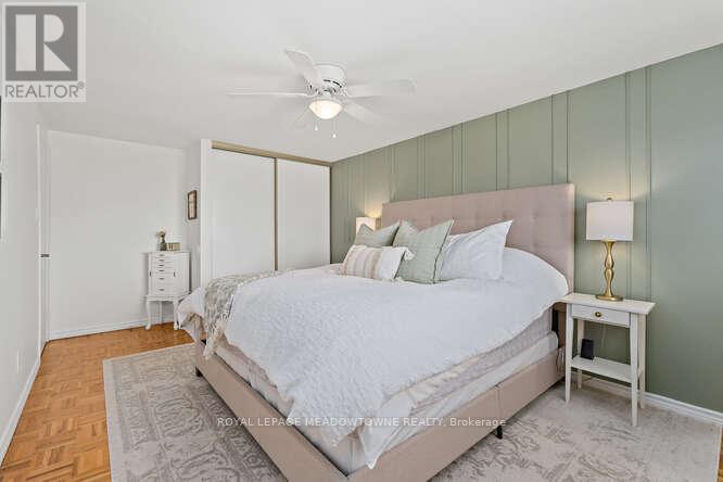 












4A HALL ROAD

,
Halton Hills,




Ontario
L7G4W5

