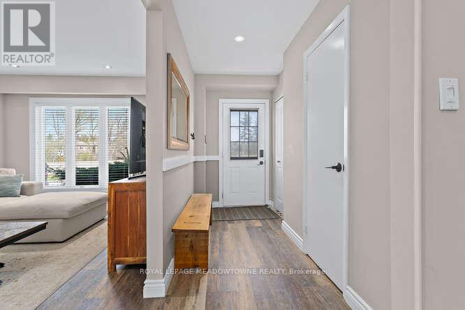 












4A HALL ROAD

,
Halton Hills,




Ontario
L7G4W5

