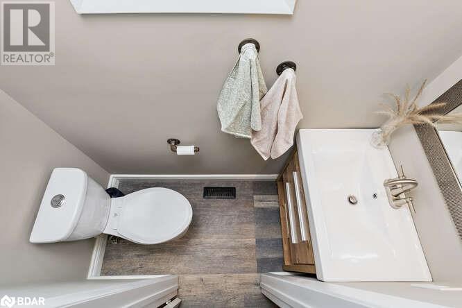












4A HALL Road

,
Georgetown,




Ontario
L7G4W5

