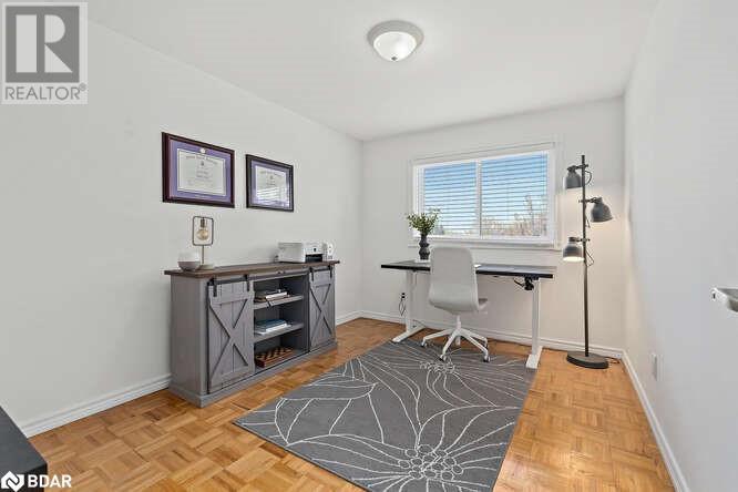 












4A HALL Road

,
Georgetown,




Ontario
L7G4W5

