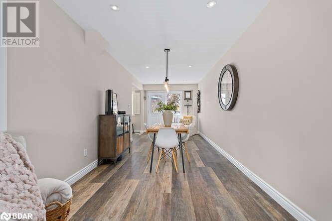 












4A HALL Road

,
Georgetown,




Ontario
L7G4W5

