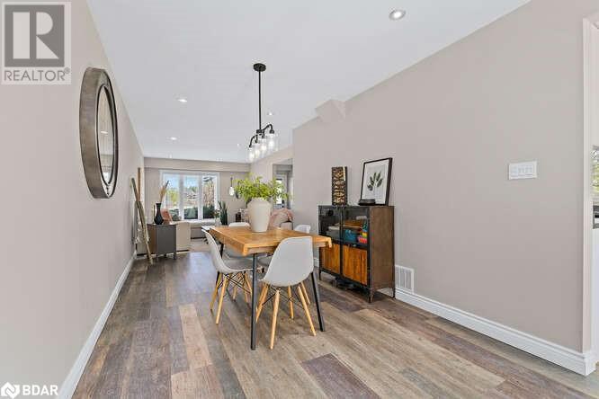 












4A HALL Road

,
Georgetown,




Ontario
L7G4W5

