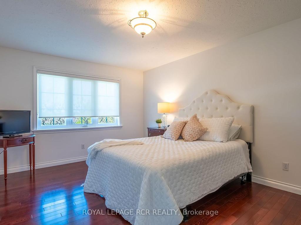 









4


Hill

Street,
Erin,




ON
N0B 1Z0

