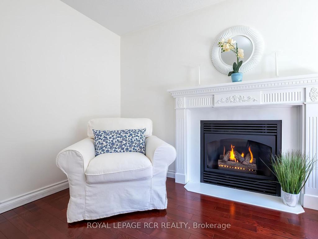 









4


Hill

Street,
Erin,




ON
N0B 1Z0

