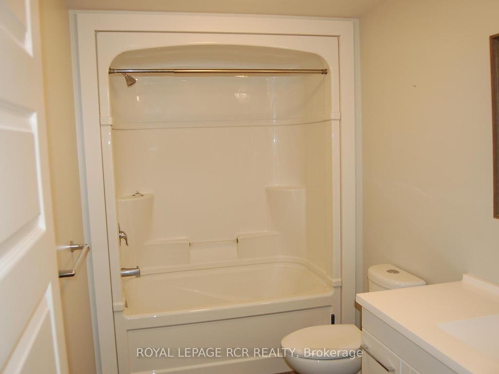 









295A


Broadway

N/A, 2,
Orangeville,




ON
L9W 1L2

