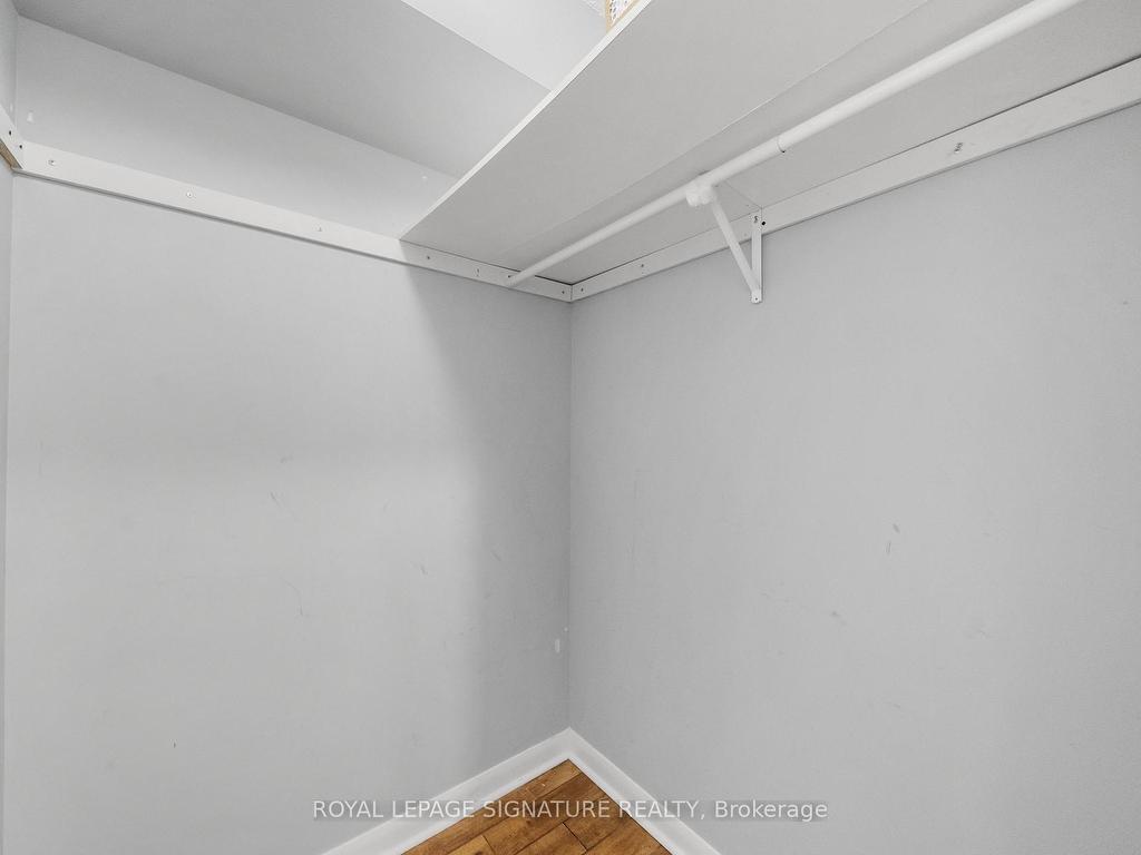 









4968


Yonge

Street, 3005,
Toronto,




ON
M2N 7G9

