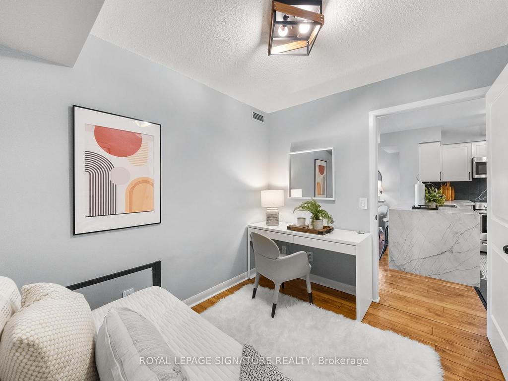 









4968


Yonge

Street, 3005,
Toronto,




ON
M2N 7G9

