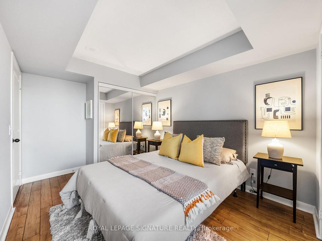 









4968


Yonge

Street, 3005,
Toronto,




ON
M2N 7G9

