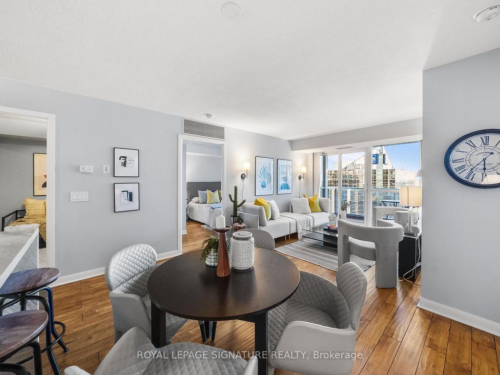 









4968


Yonge

Street, 3005,
Toronto,




ON
M2N 7G9

