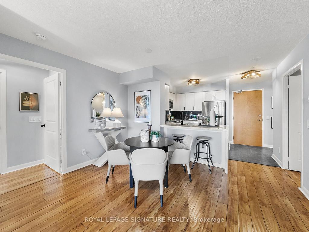 









4968


Yonge

Street, 3005,
Toronto,




ON
M2N 7G9

