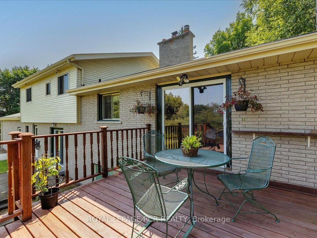 









3990


Mount Albert

Road,
East Gwillimbury,




ON
L0G 1V0

