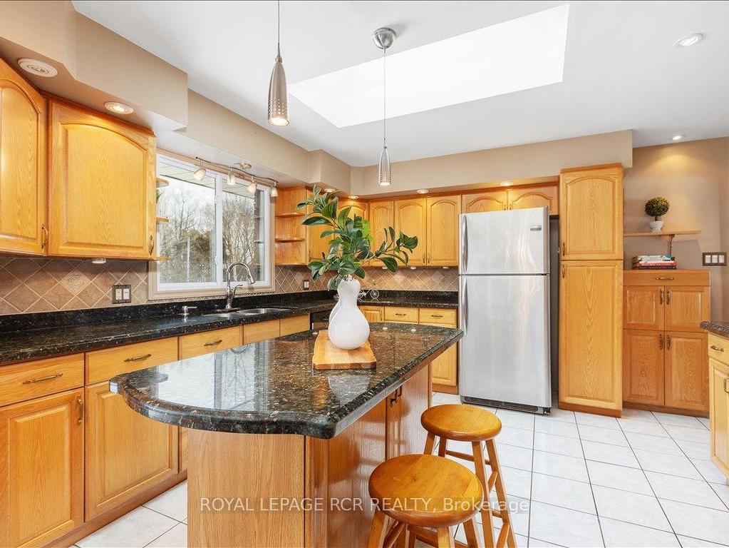 









3990


Mount Albert

Road,
East Gwillimbury,




ON
L0G 1V0

