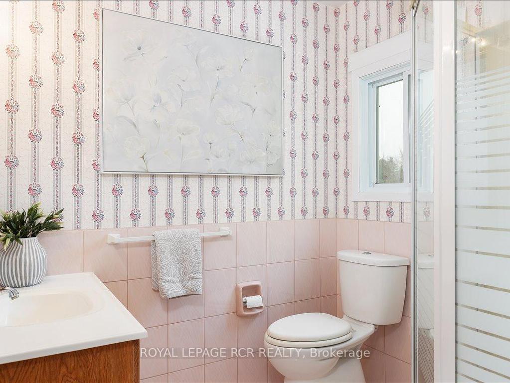 









3990


Mount Albert

Road,
East Gwillimbury,




ON
L0G 1V0

