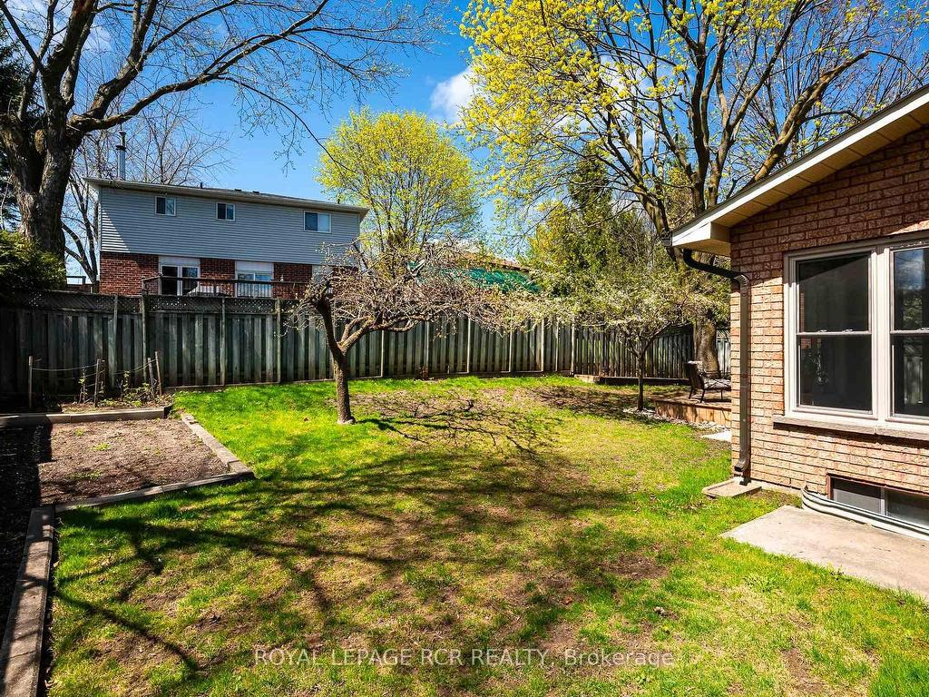 









243


Beechfield

Crescent,
Orangeville,




ON
L9W 4N3

