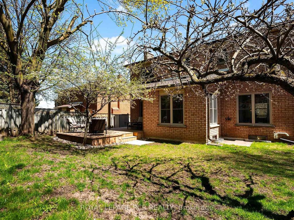 









243


Beechfield

Crescent,
Orangeville,




ON
L9W 4N3

