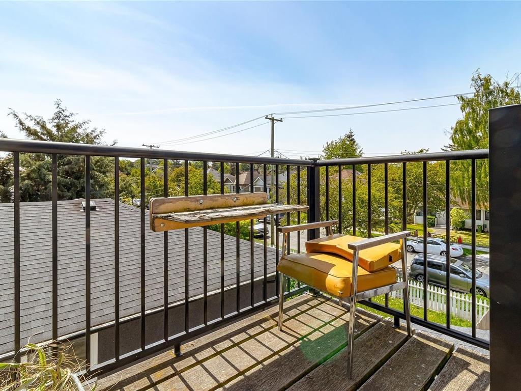 









2335


Howard

St,
Victoria,




BC
V8R 4K8

