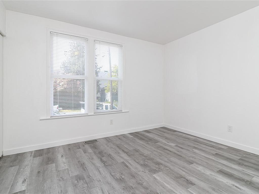 









2335


Howard

St,
Victoria,




BC
V8R 4K8

