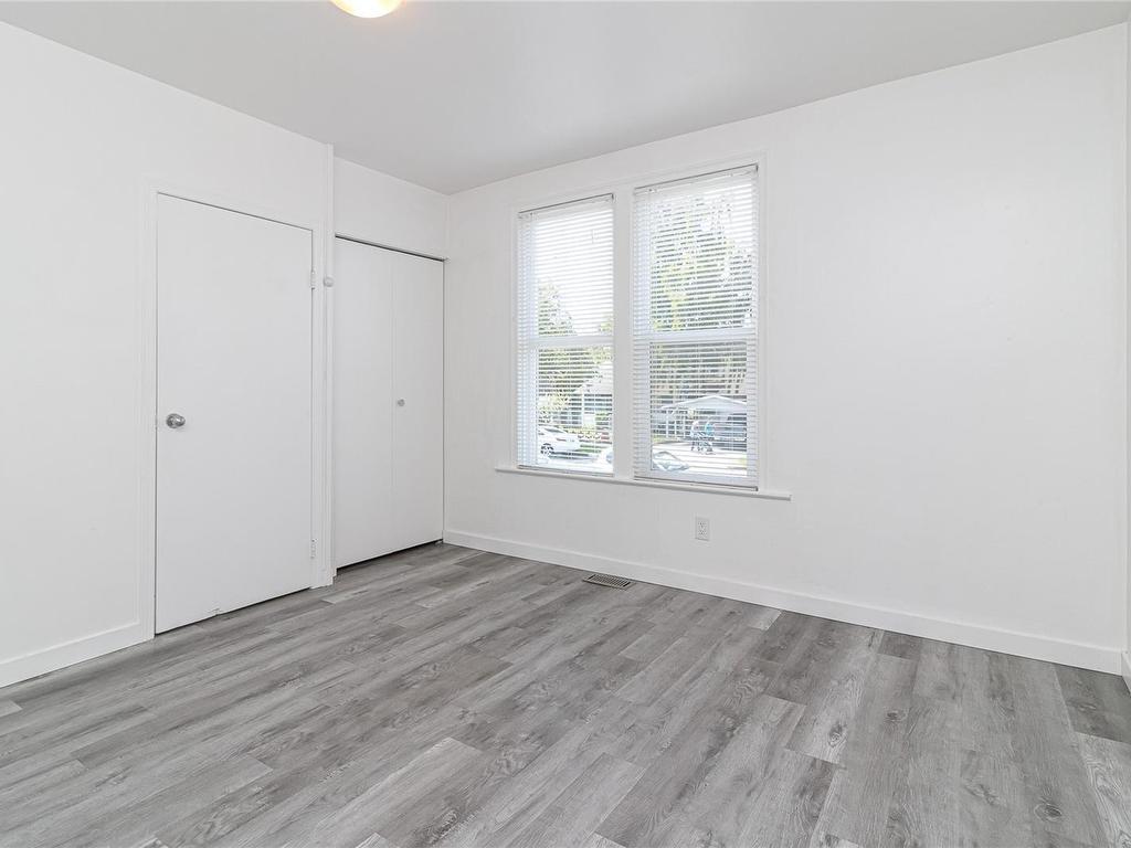 









2335


Howard

St,
Victoria,




BC
V8R 4K8

