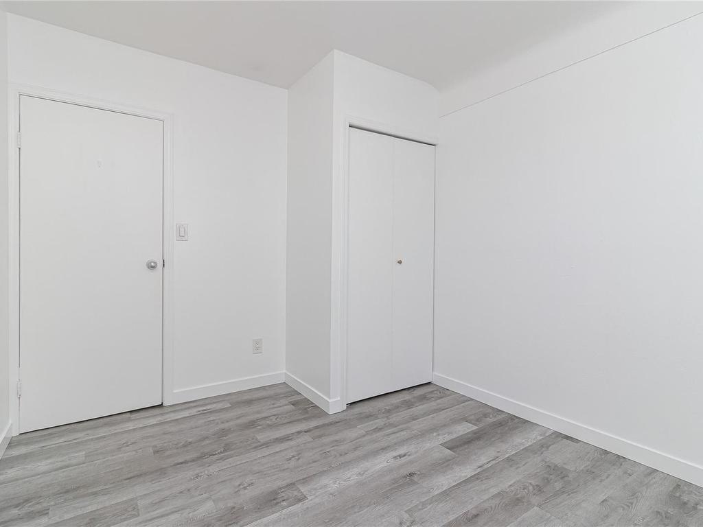 









2335


Howard

St,
Victoria,




BC
V8R 4K8

