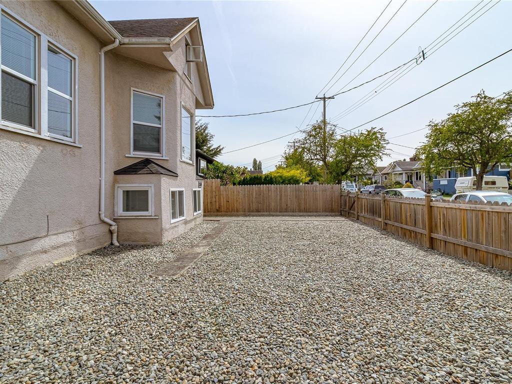 









2335


Howard

St,
Victoria,




BC
V8R 4K8

