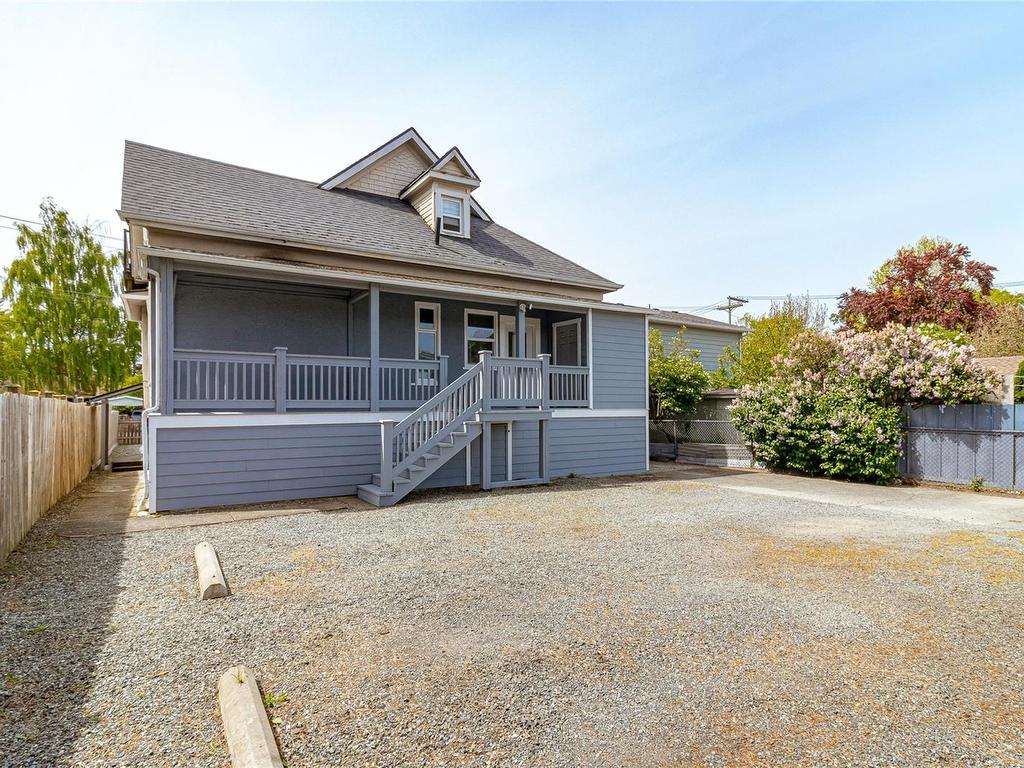 









2335


Howard

St,
Victoria,




BC
V8R 4K8

