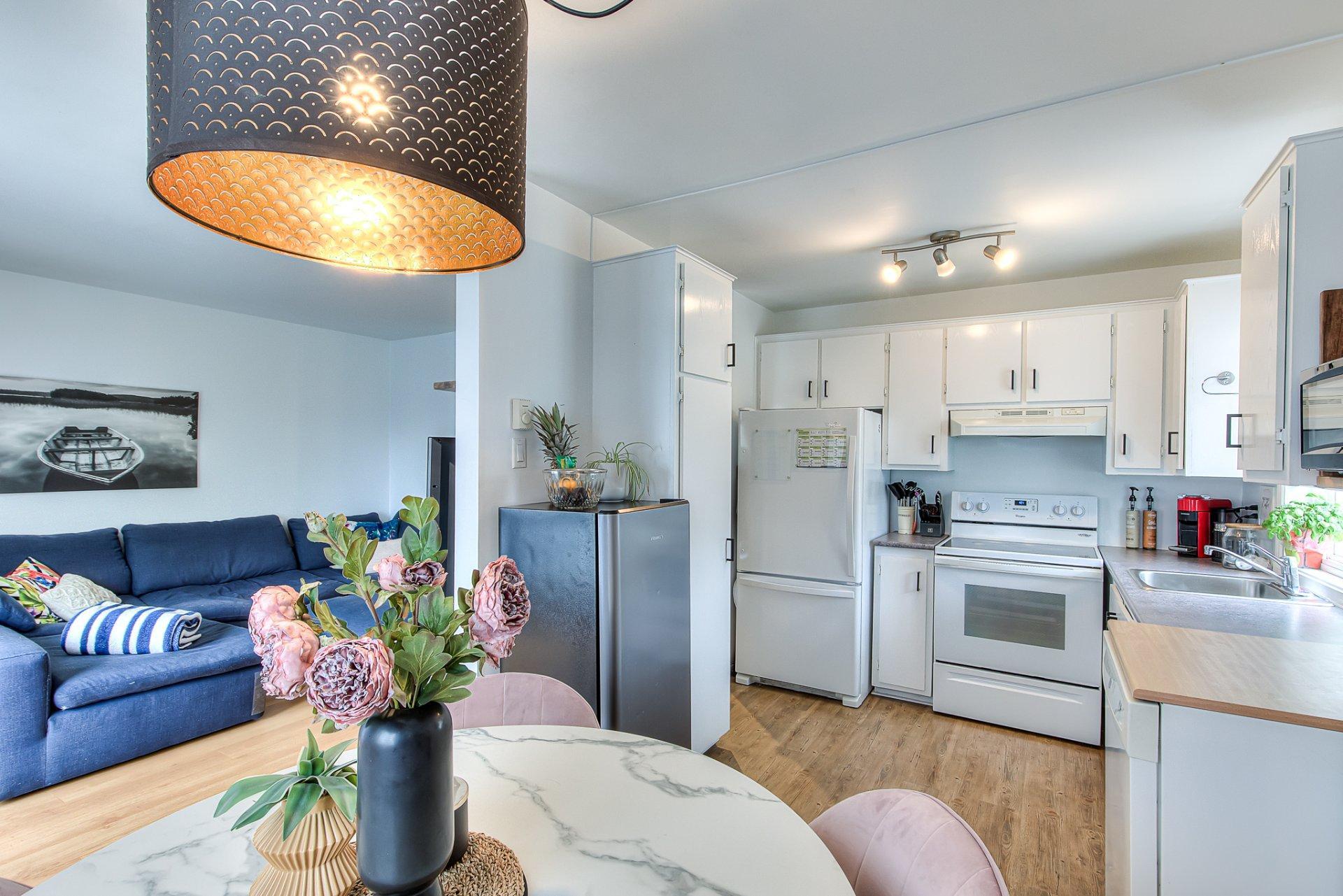









362


Rue Pascal

,
Boisbriand,




QC
J7G2B2

