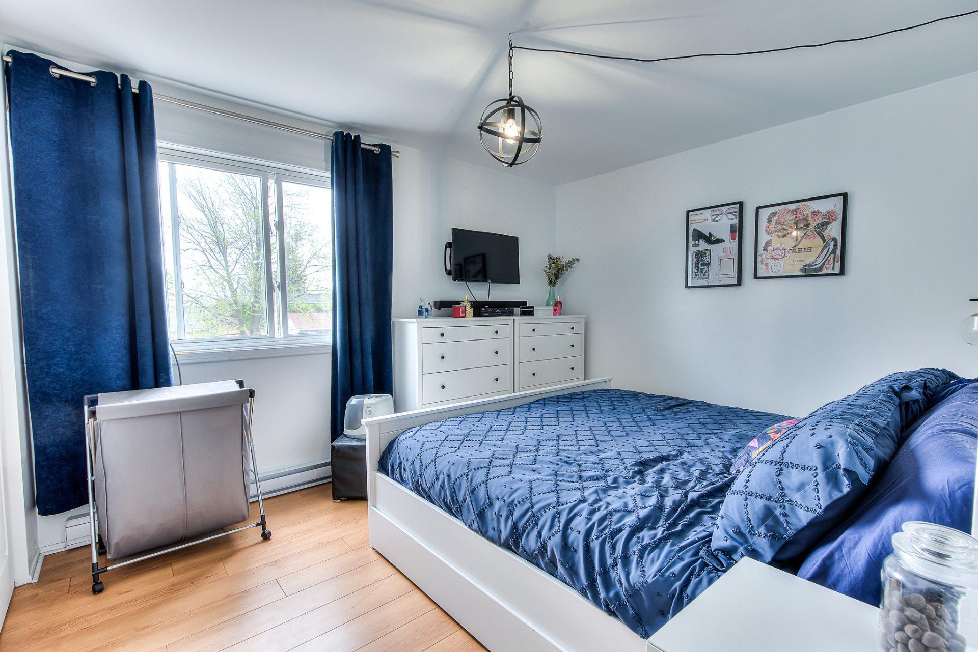 









362


Rue Pascal

,
Boisbriand,




QC
J7G2B2

