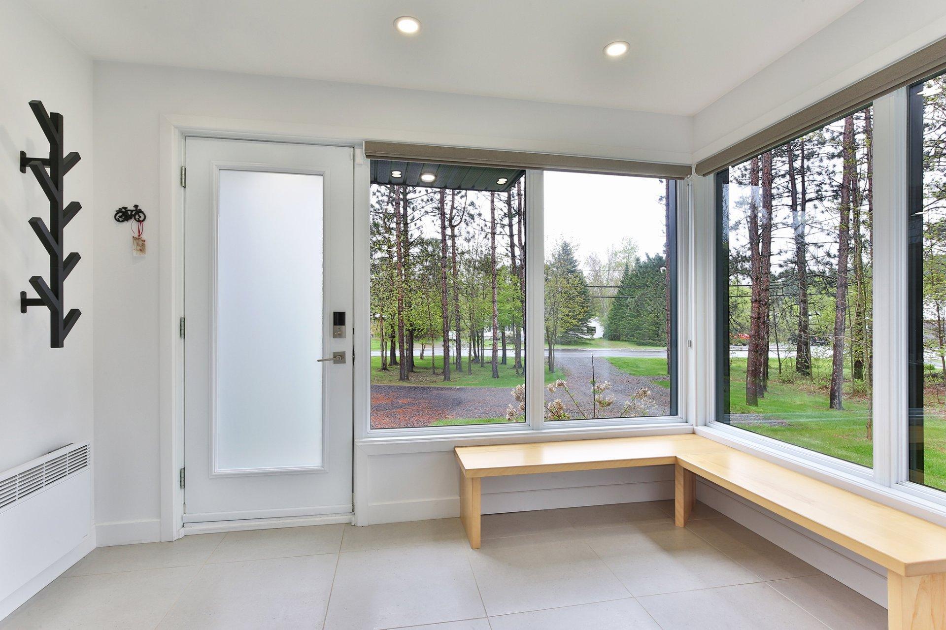 









1202


Rue Shefford

,
Bromont,




QC
J2L1E5

