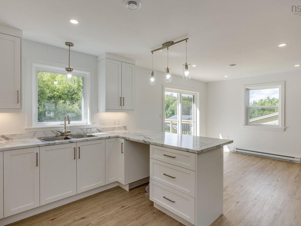 












52 Kara Anne Court

,
New Minas,




NS
B4N 0H6

