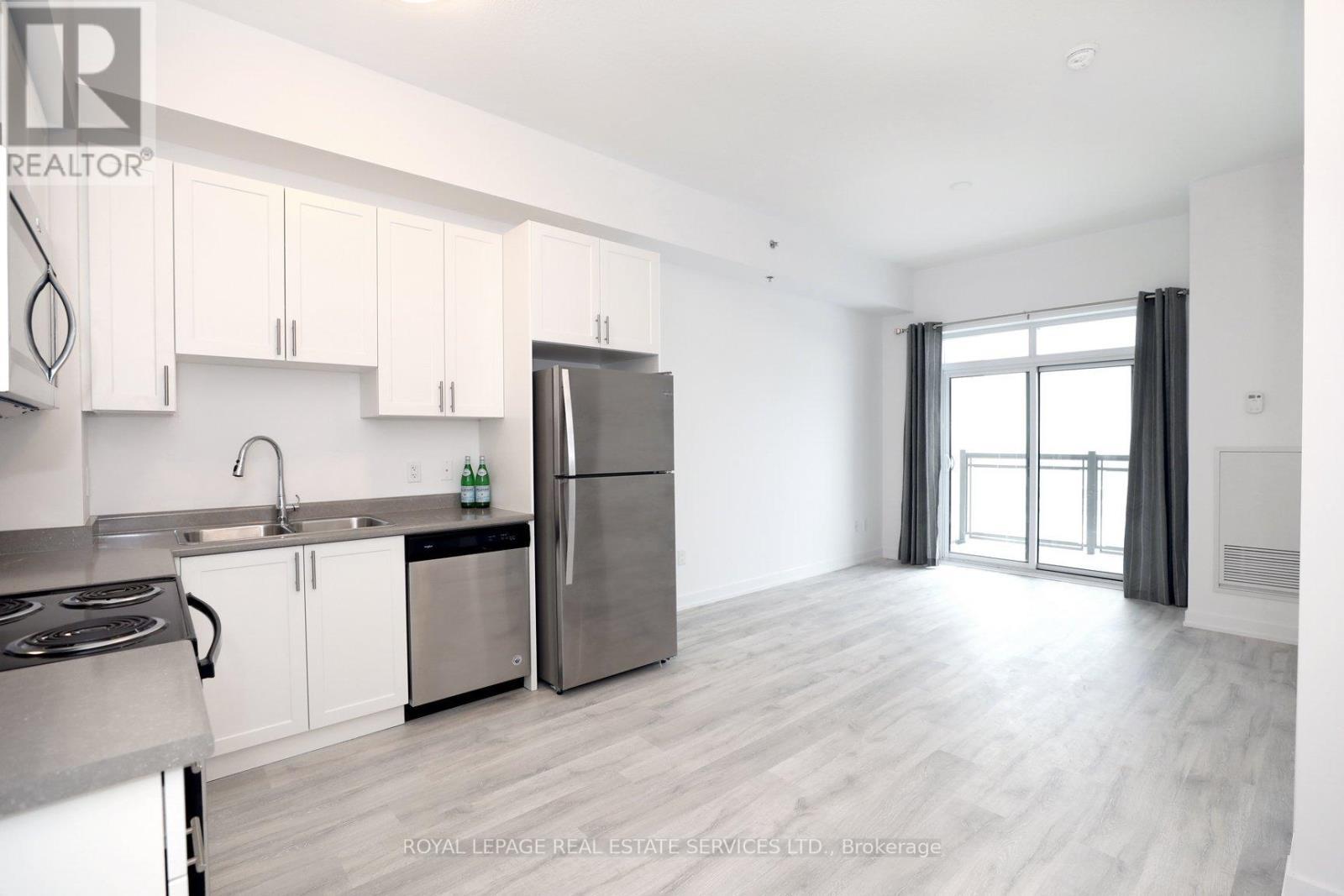 












809 - 2486 OLD BRONTE ROAD

,
Oakville,




Ontario
L6M4J2

