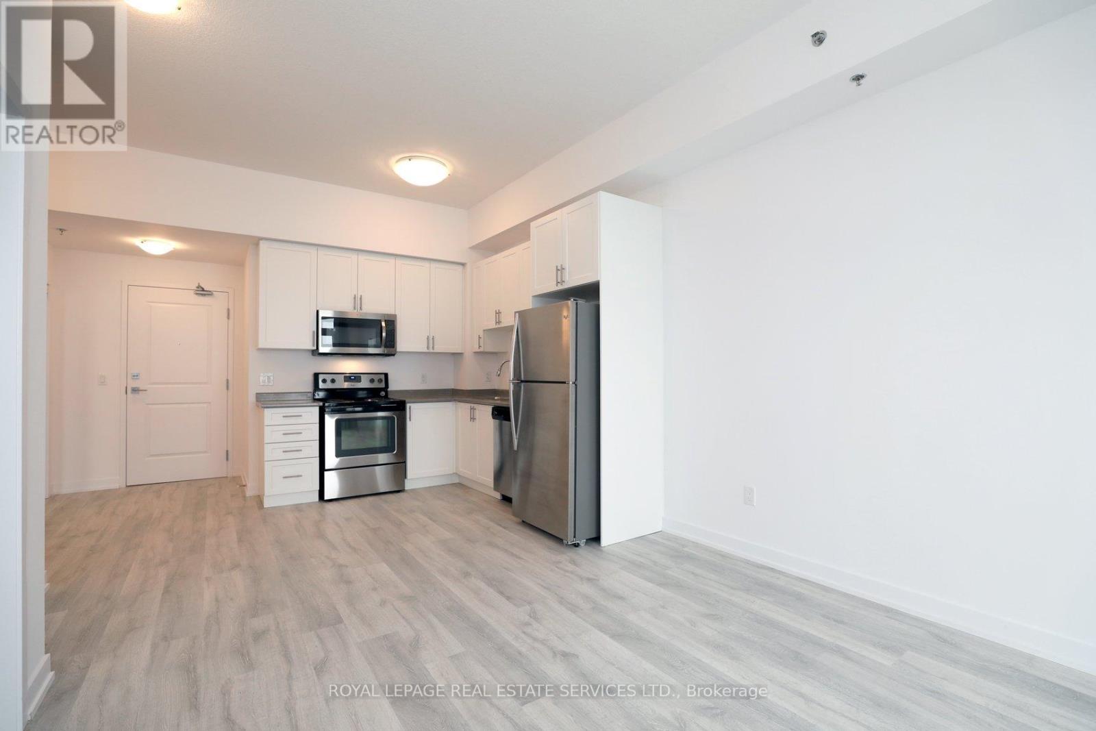 












809 - 2486 OLD BRONTE ROAD

,
Oakville,




Ontario
L6M4J2

