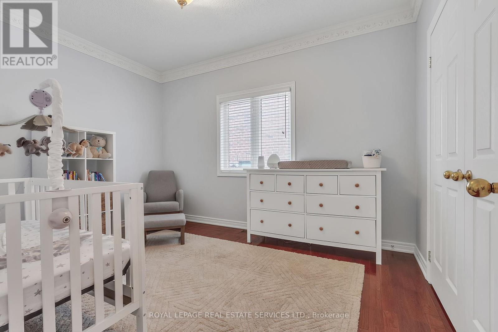 












2444 SALCOME DRIVE

,
Oakville,




Ontario
L6H7N5

