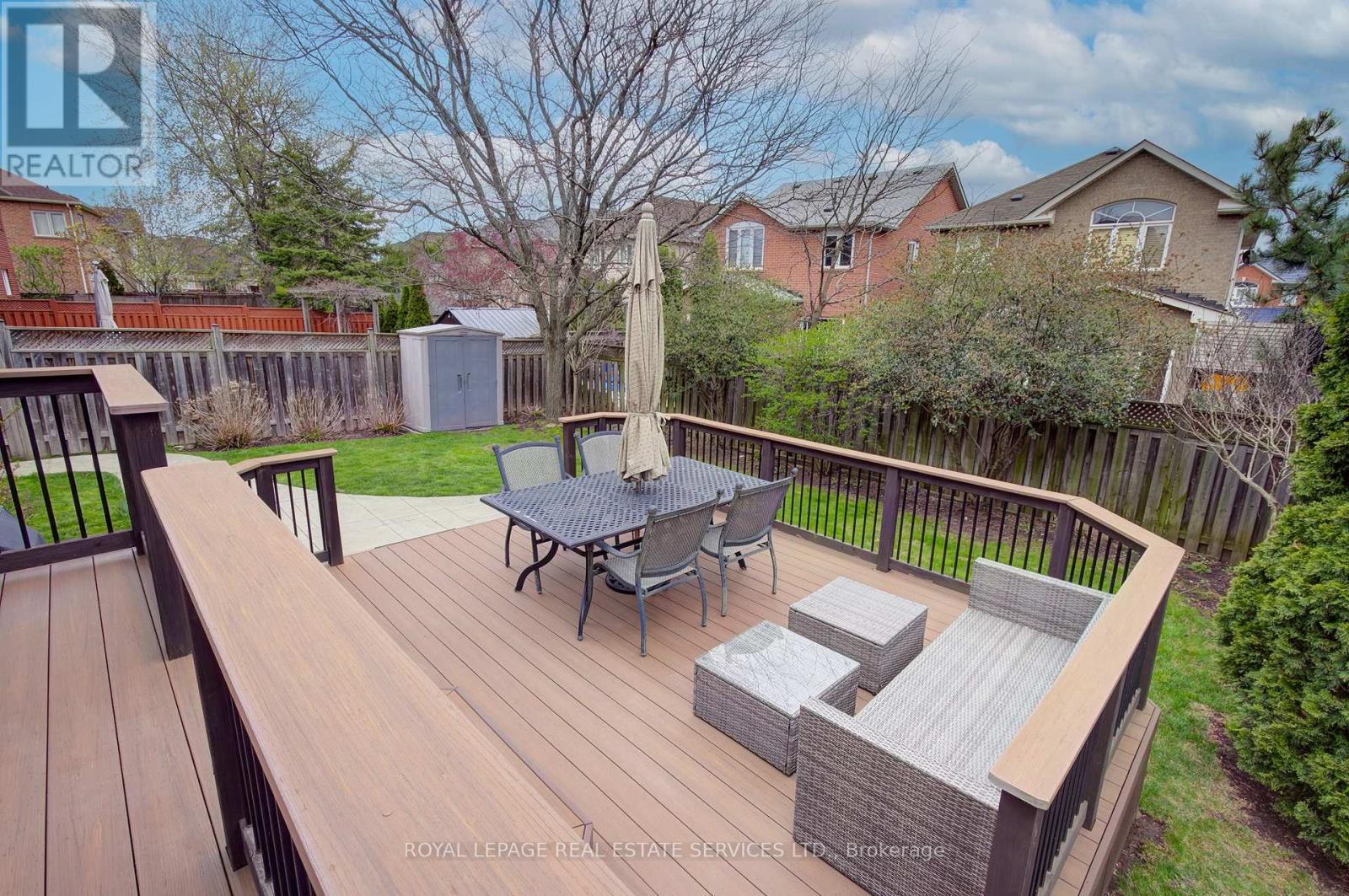 












2444 SALCOME DRIVE

,
Oakville,




Ontario
L6H7N5

