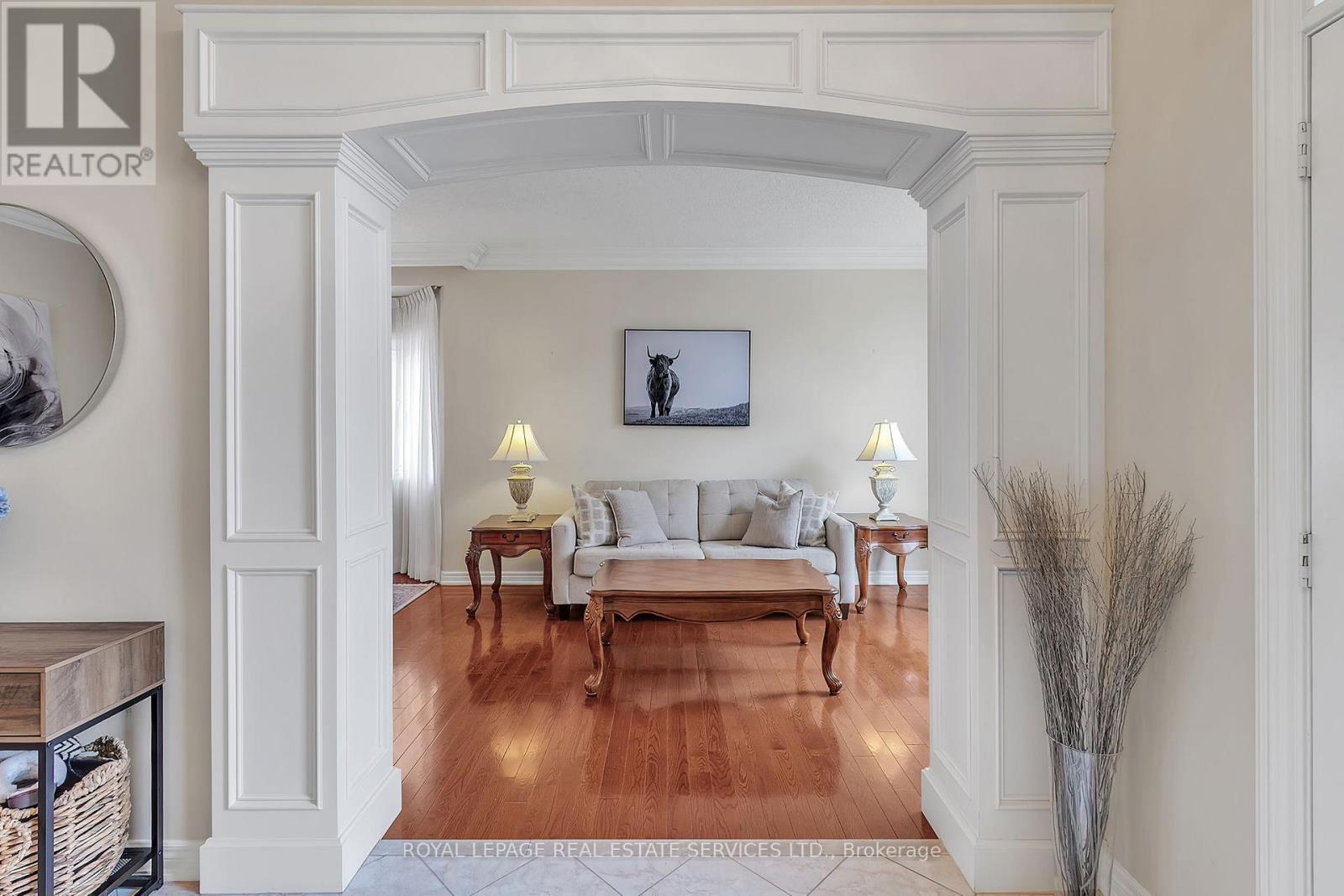 












2444 SALCOME DRIVE

,
Oakville,




Ontario
L6H7N5

