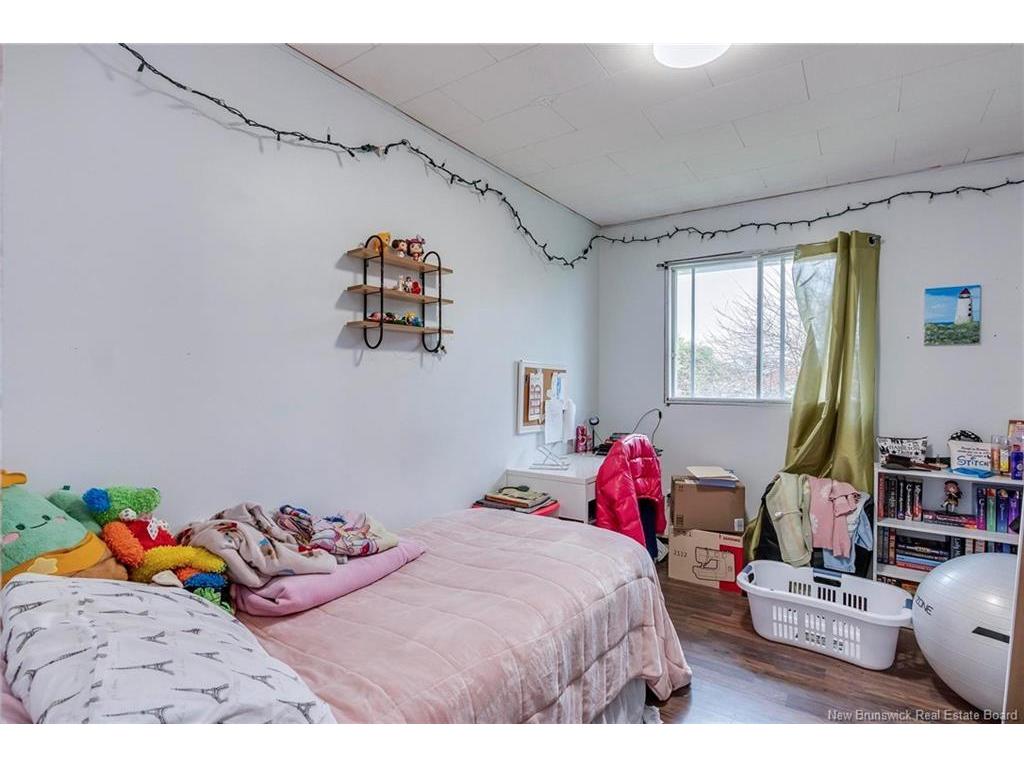 









4


Hillside

DR,
Blacks Harbour,




NB
E5H 1H5

