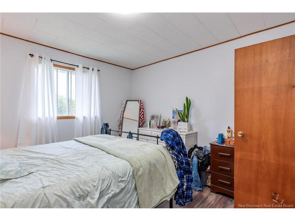 









4


Hillside

DR,
Blacks Harbour,




NB
E5H 1H5

