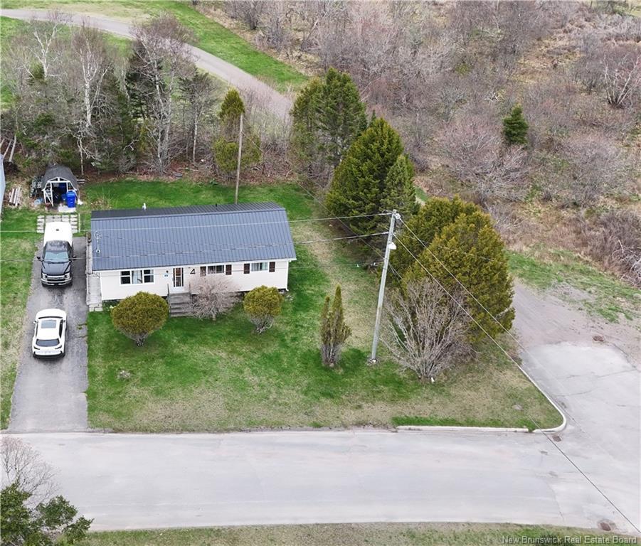 









4


Hillside

DR,
Blacks Harbour,




NB
E5H 1H5

