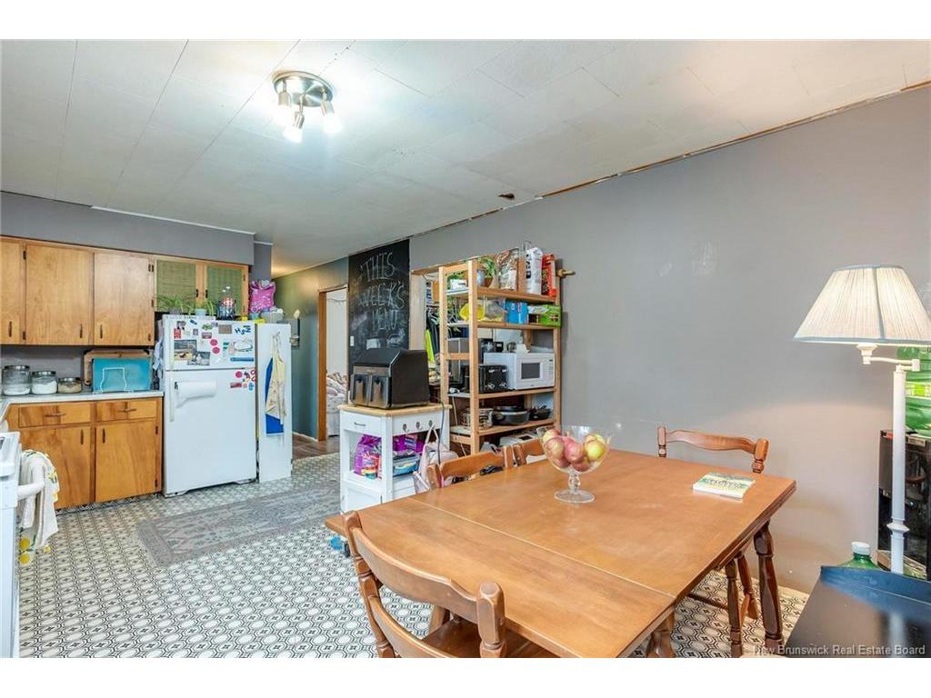









4


Hillside

DR,
Blacks Harbour,




NB
E5H 1H5

