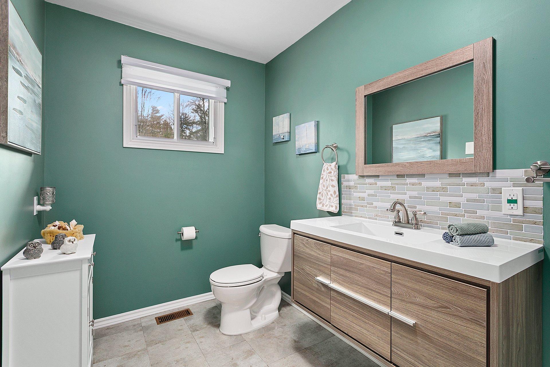 









7


Av. Maple Grove

,
Bristol,




QC
J0X1G0

