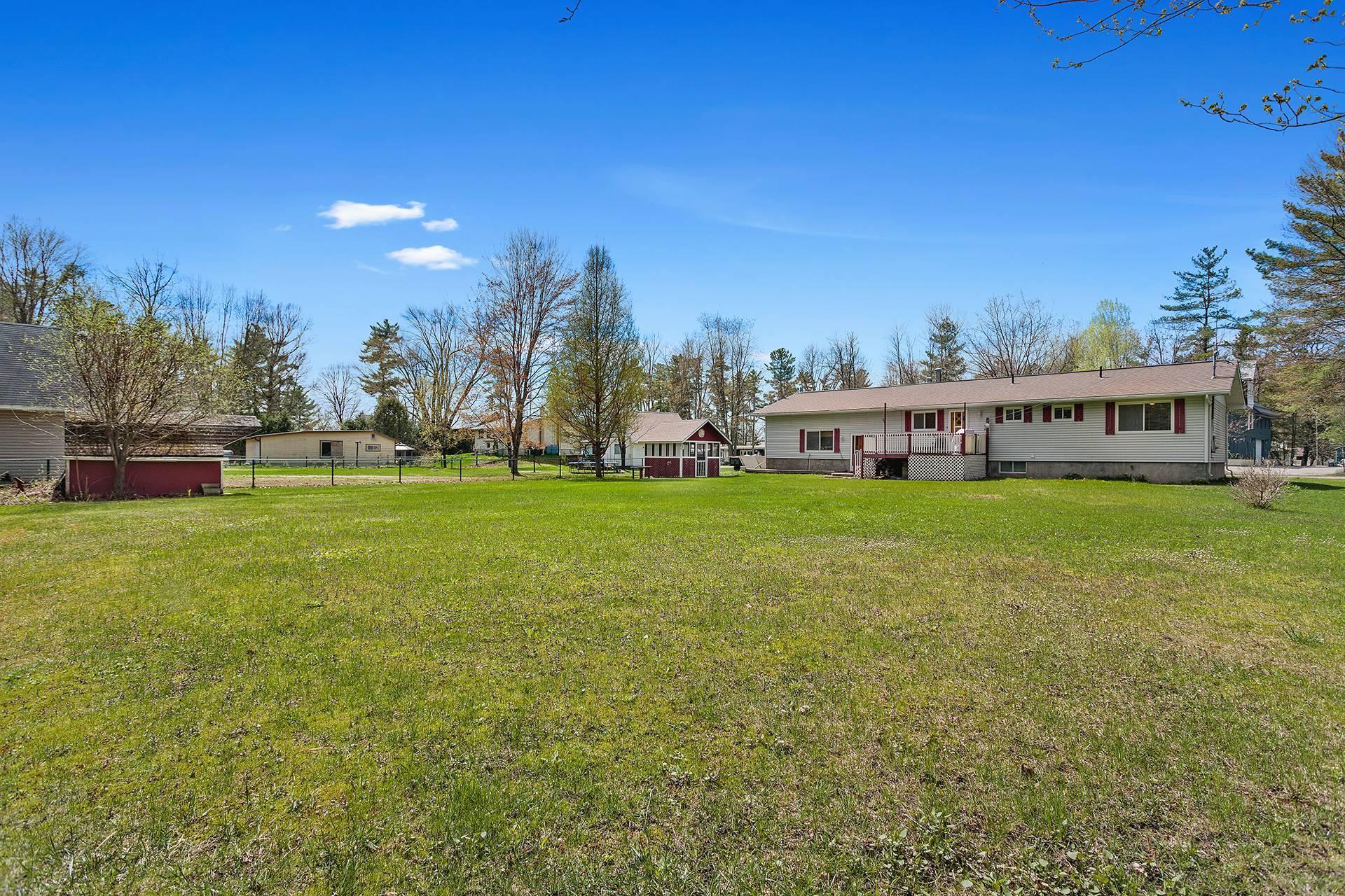 









7


Av. Maple Grove

,
Bristol,




QC
J0X1G0

