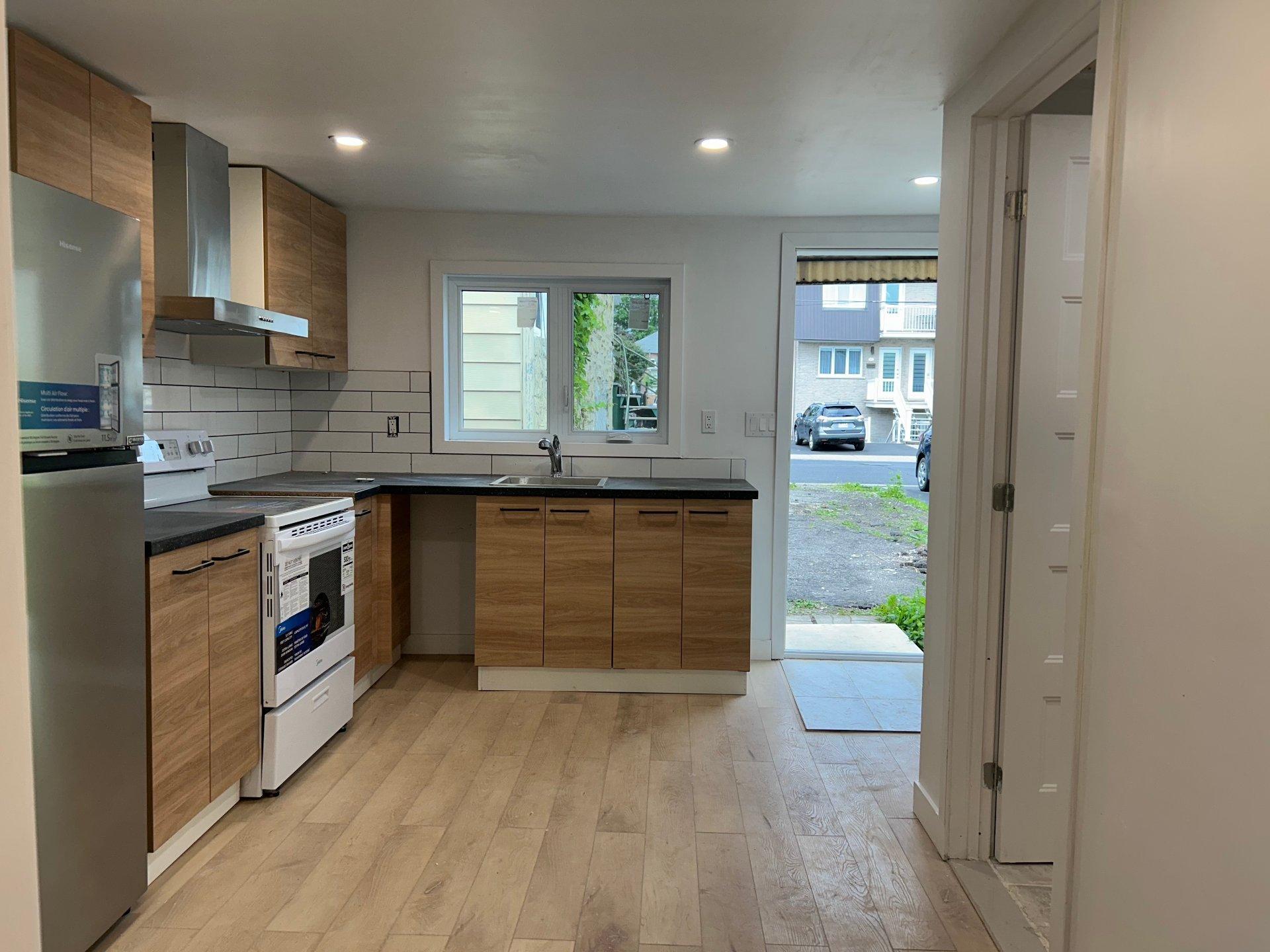 









53

 - 61


Rue Prévost

,
Longueuil (Le Vieux-Longueuil),




QC
J4J1H2

