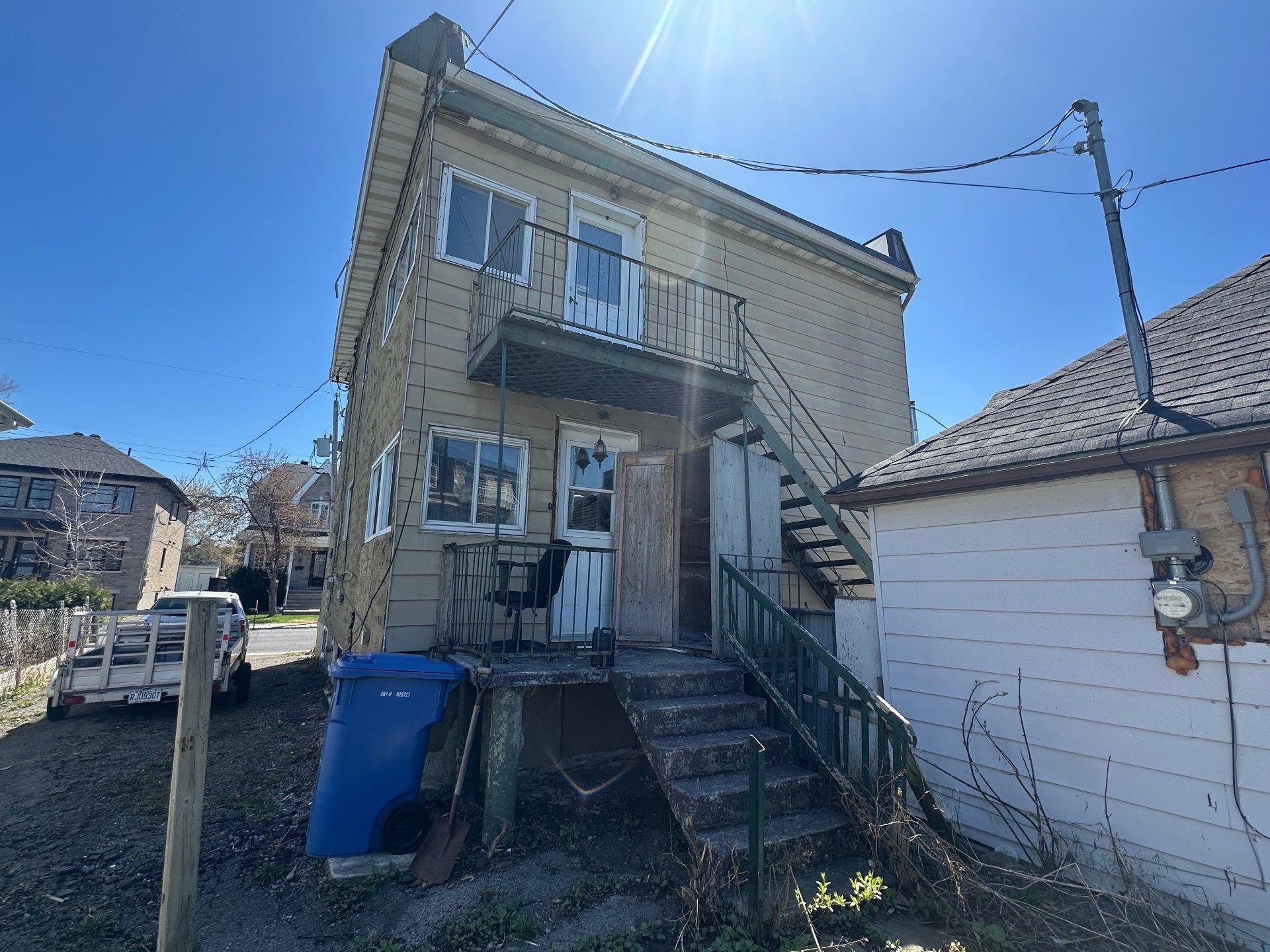 









53

 - 61


Rue Prévost

,
Longueuil (Le Vieux-Longueuil),




QC
J4J1H2

