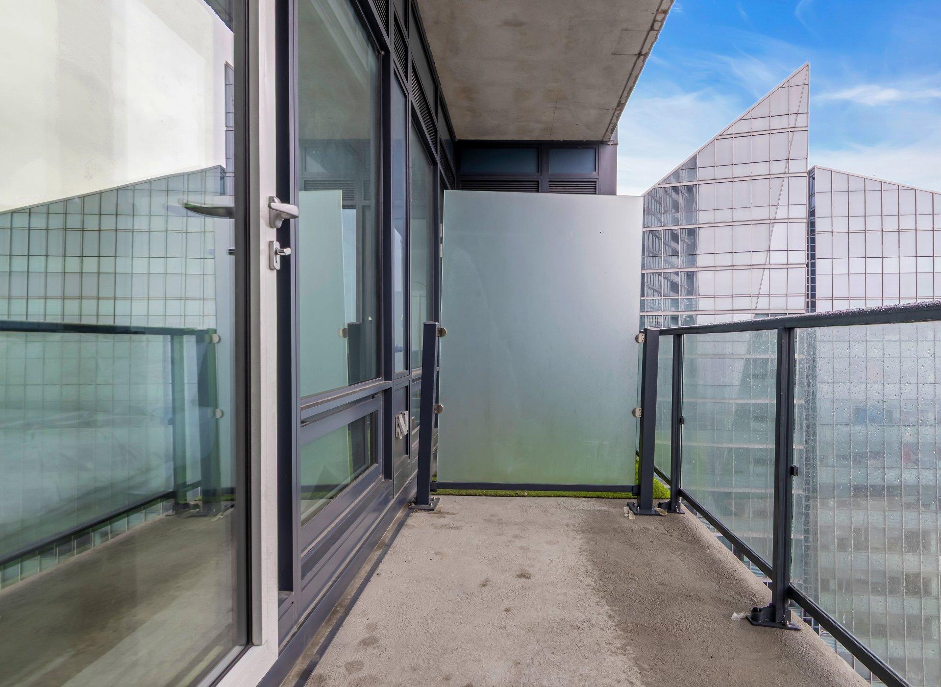 









1188


Rue St-Antoine O.

, 3801,
Montréal (Ville-Marie),




QC
H3C1B4

