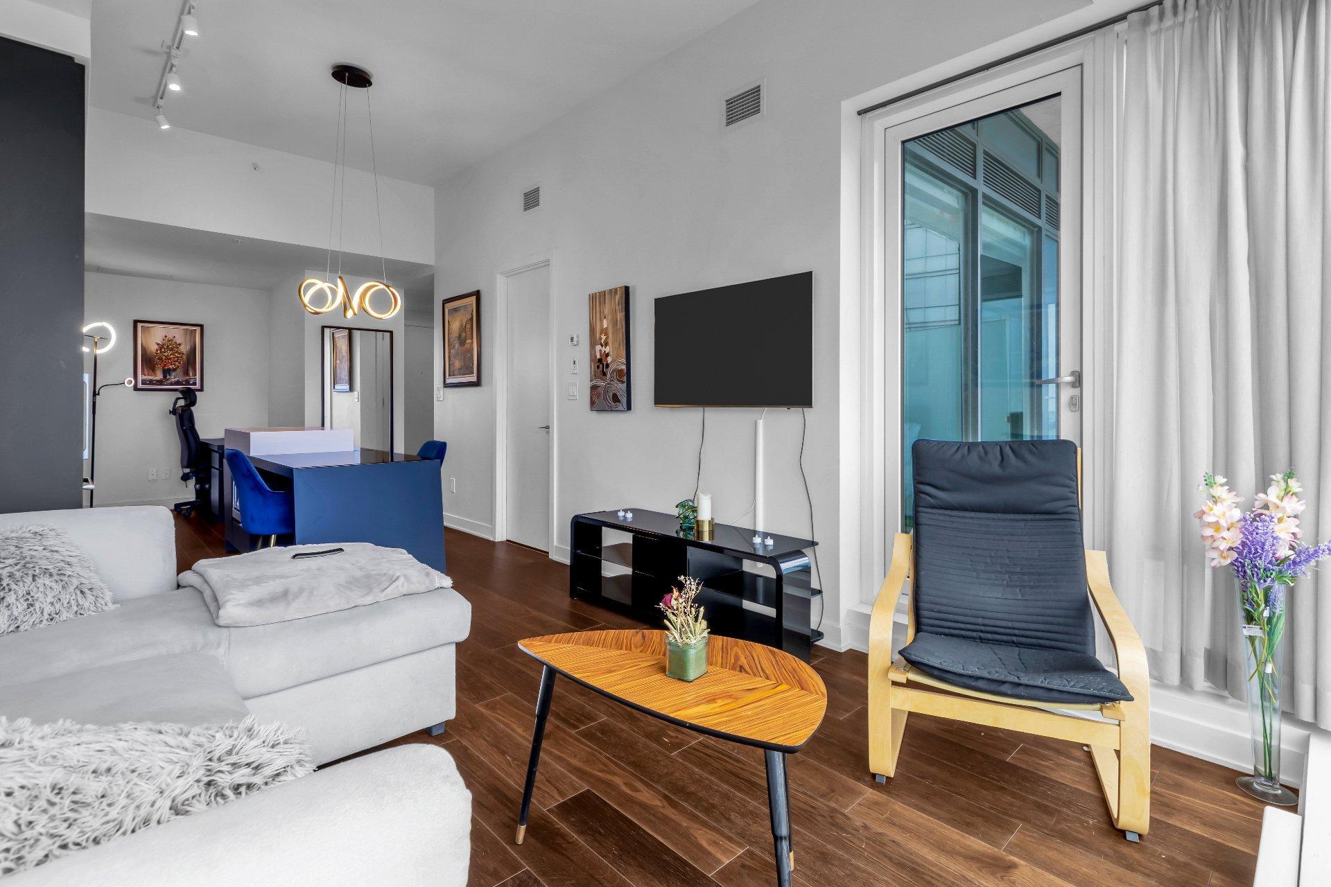 









1188


Rue St-Antoine O.

, 3801,
Montréal (Ville-Marie),




QC
H3C1B4

