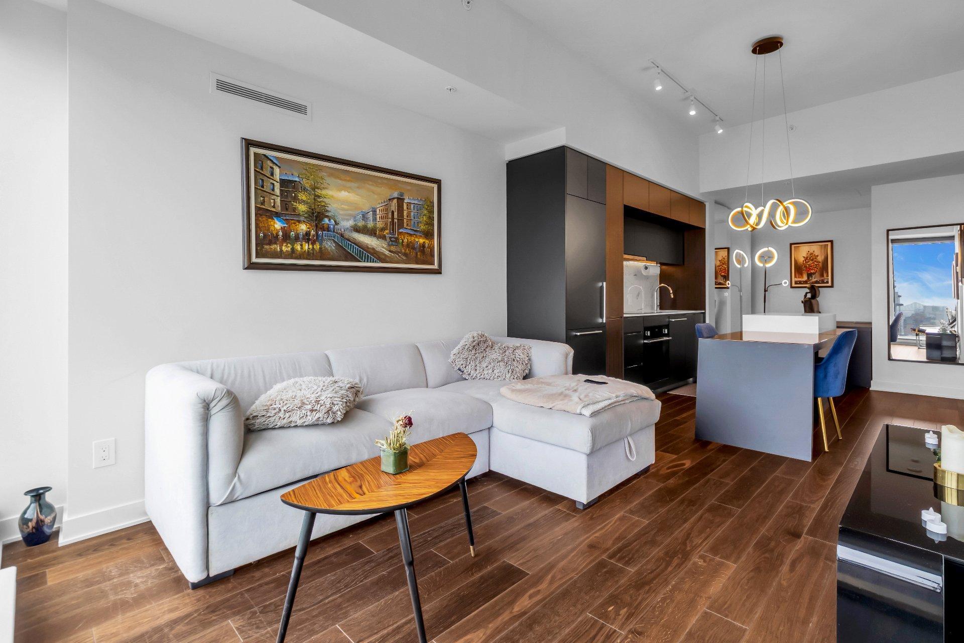 









1188


Rue St-Antoine O.

, 3801,
Montréal (Ville-Marie),




QC
H3C1B4

